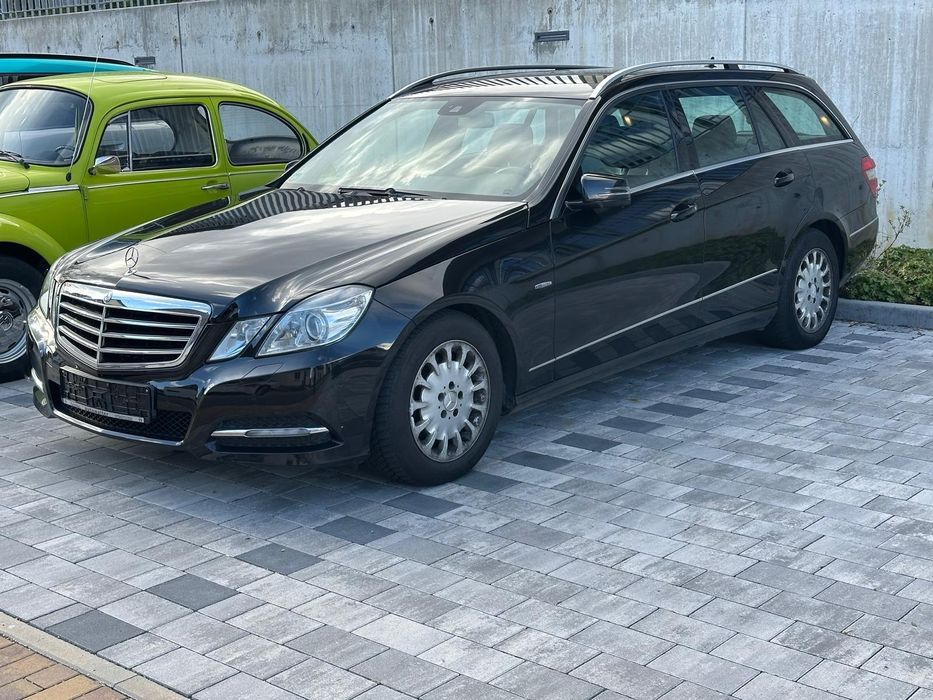 MERCEDES-BENZ E-Class 2011 — imagine 3