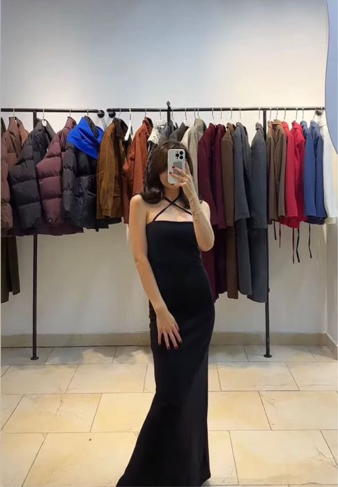 платье идеальное черное