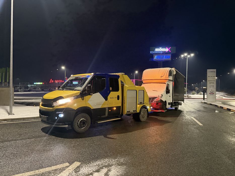 Tractari Pitesti - Macara Auto - Tractari Auto / Dube / Non Stop