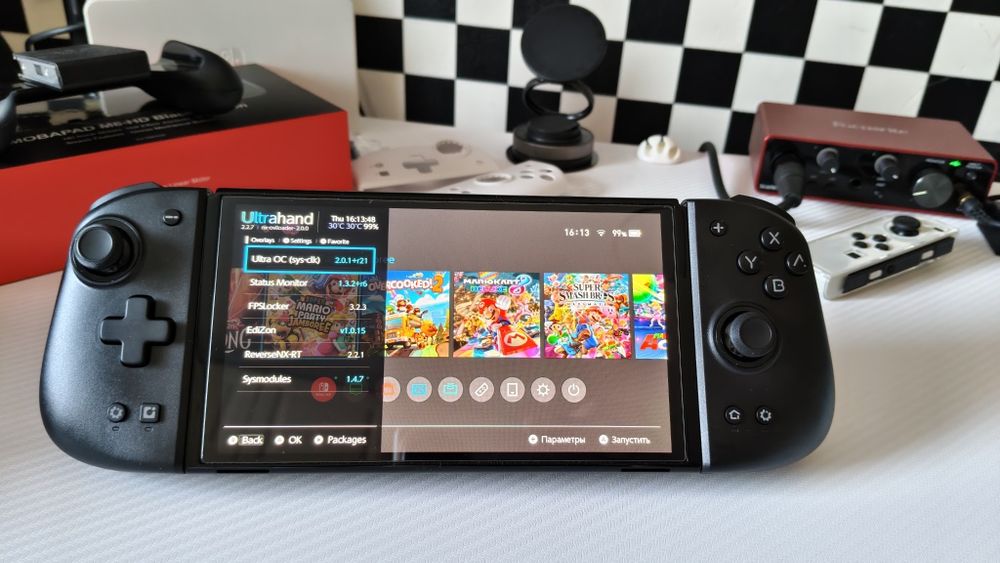 Nintendo Switch OLED (белый) - комплект