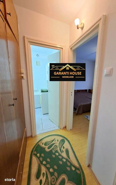George Cosbuc, apartament cu 3 camere, semidecomandat, 320€/Luna