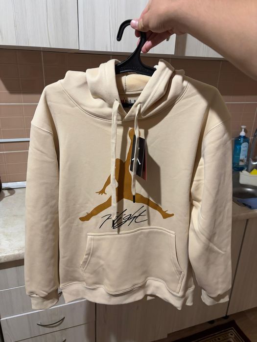 Толстовка с капюшоном