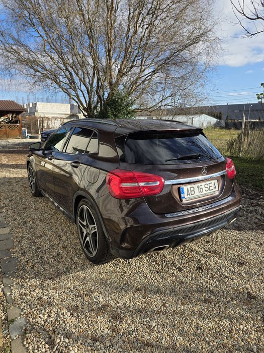 Autoturism mercedes GLA