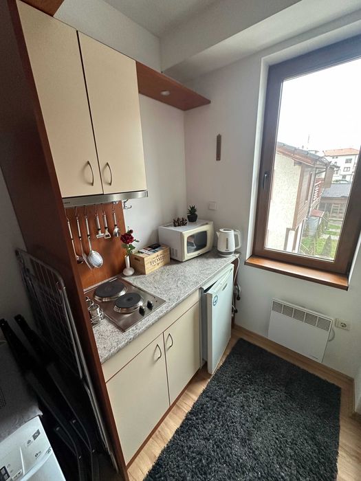 Тристаен апартамент под наем на отлична локация в Банско