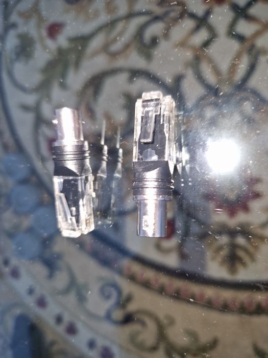 Vând 2 adaptoare Rj45 Tata-BNC mamă,  noi nouțe