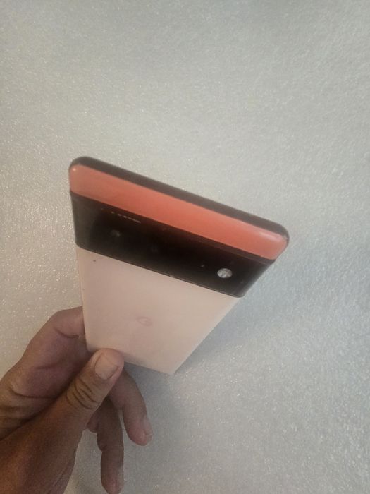 Pixel 6 за части