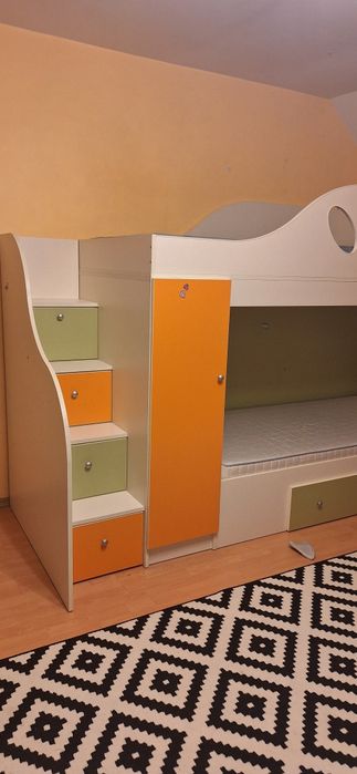 Dormitor  pentru copii cu pat suprapus