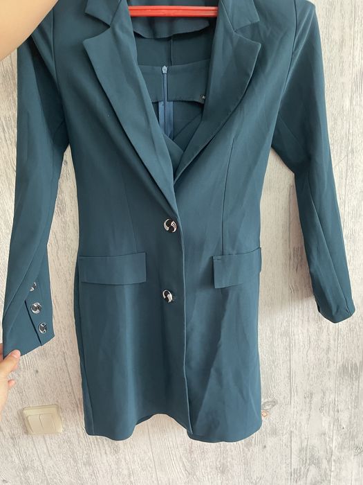 Костюм двойка новый