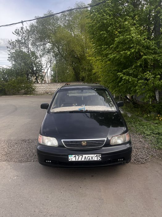 Продам Honda Odyssey RA1