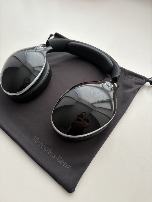 Наушники Mercedes Maybach 3D headphone