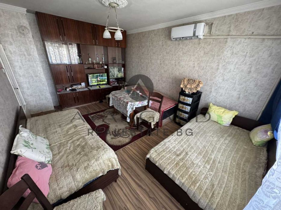 оф.25557 Двустаен обзаведен/ Изгрев