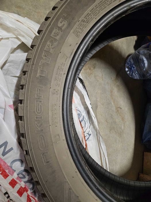 Автошины зимние шипованные
