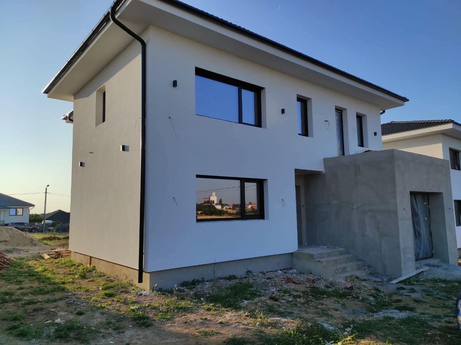 Construcții- finisări interioare si exterioare