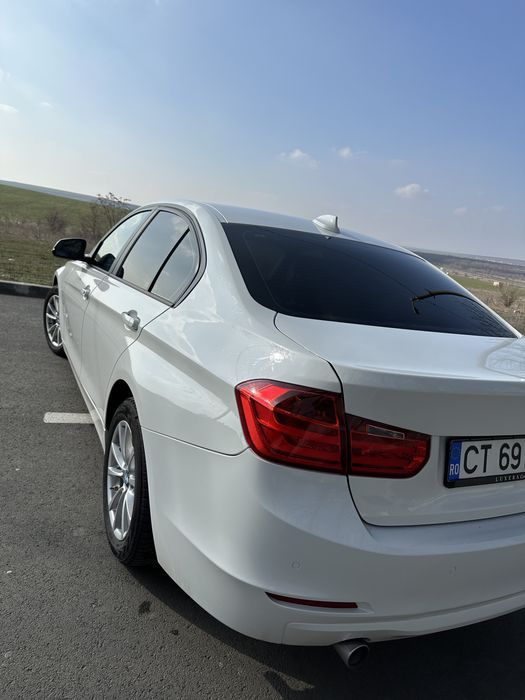 BMW Seria 3 (2015) – stare foarte bună