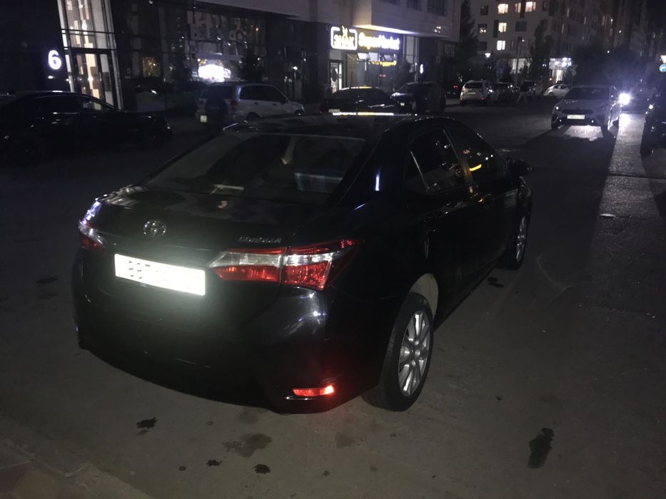 Продам авто Corolla короллу 2013