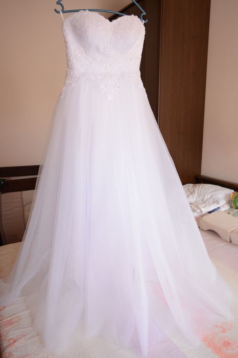 Булчинска рокля запазена