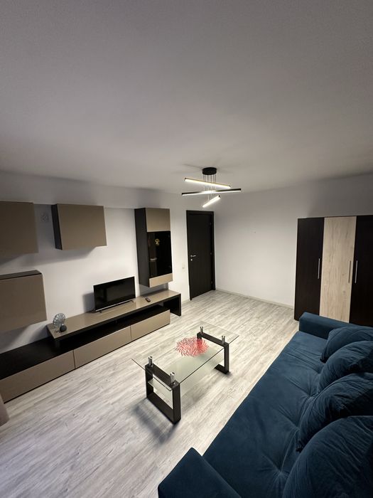 De inchiriat ap 2 camere decomandat