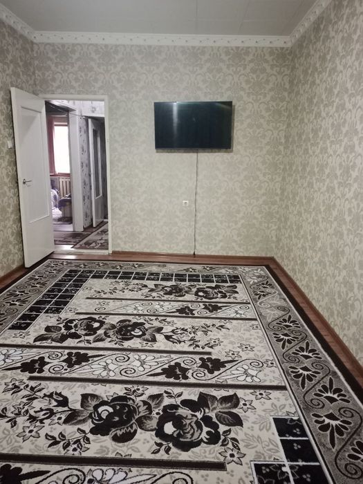 Продаются квартира юнусобод 19  1/2/5