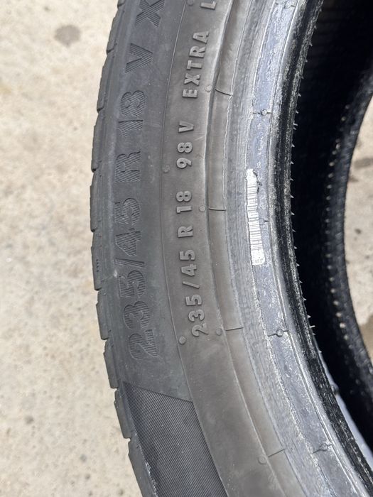 235/45/R18 Continental Winter 2бр зимни dot2218