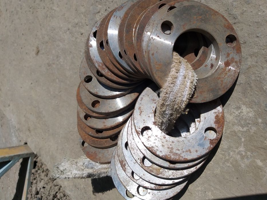 Флянцы  железные