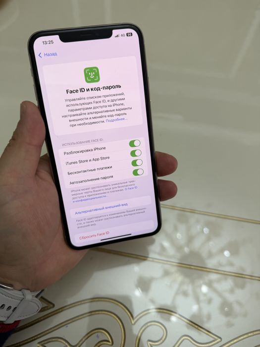 iPhone 11 Pro Max  EAC в идеальном состоянии