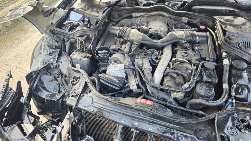 Eclass w211  avariat