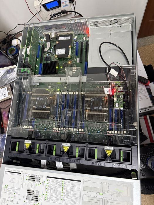 продам мощный сервер futjitsu