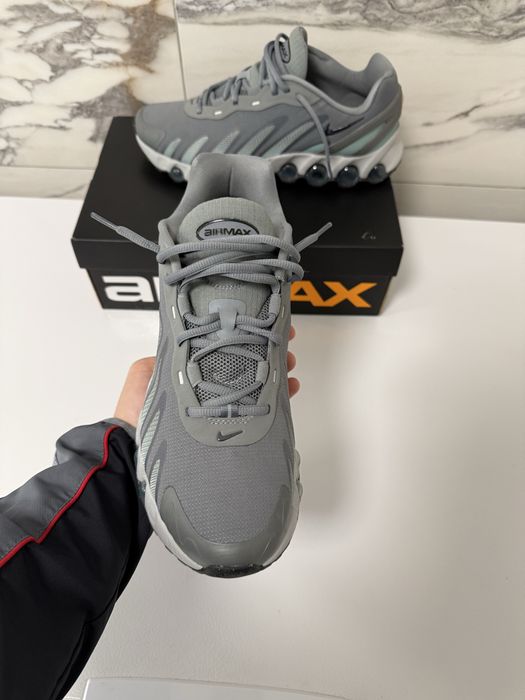 Adidasi Nike Air Max DN8