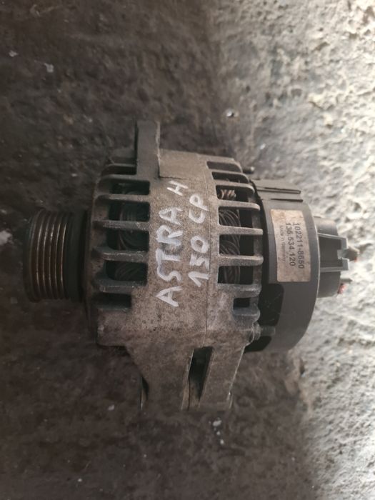Alternator Opel Astra H 1.9 CDTi 150 CP Zafira B Vectra C