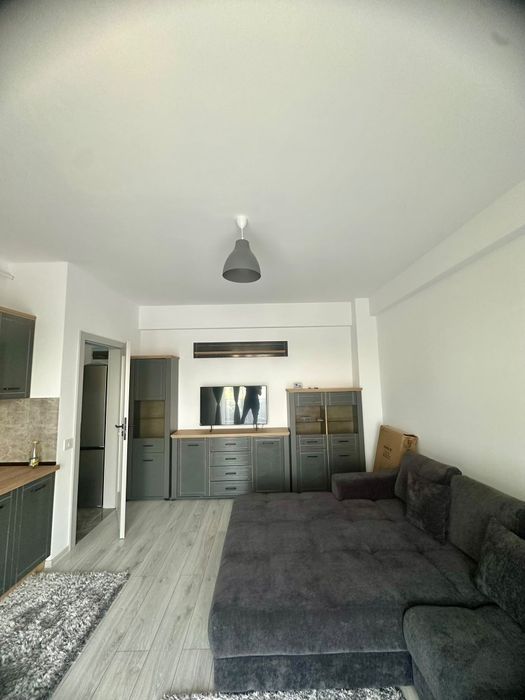 Proprietar Închiriez apartament 2 camere Nou