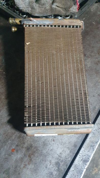 Продам радиатор печки на ваз