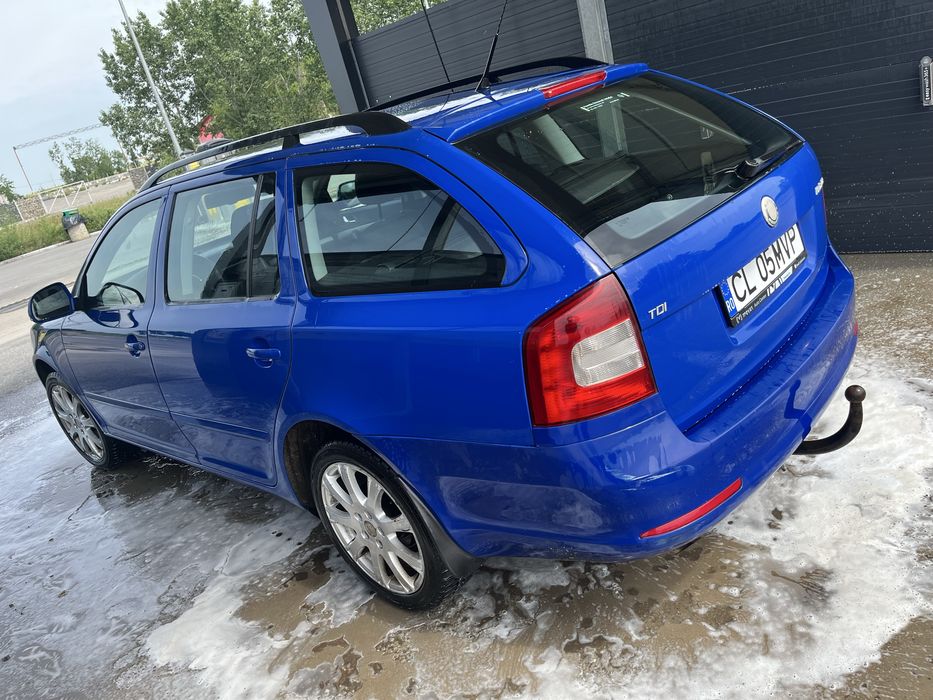 SKODA Octavia 2010 — imagine 3
