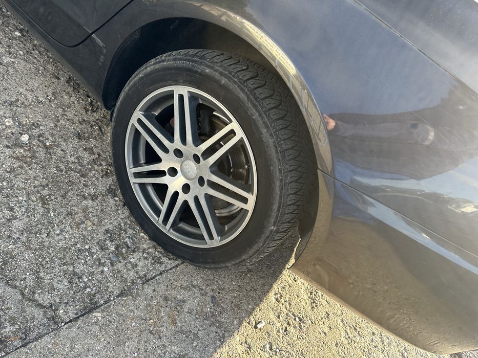 Audi A4 B8 2.0TDI НА ЧАСТИ