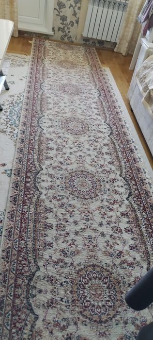 Ковер дорожка в отличном сост