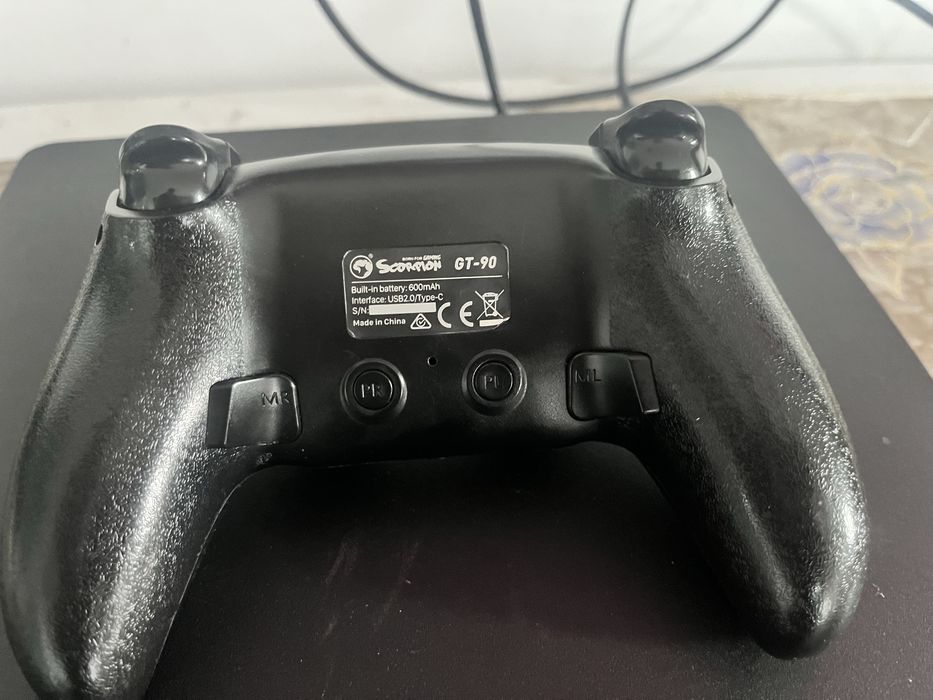 Vand playstation 4 slim