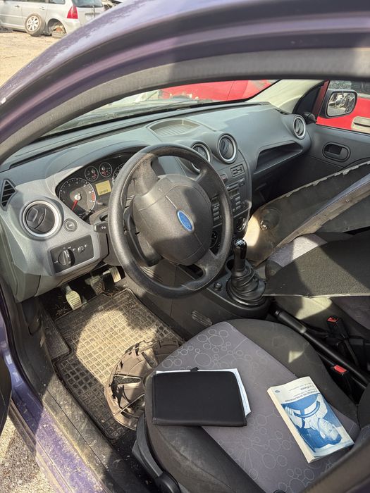 Ford Fiesta 1.25i на части