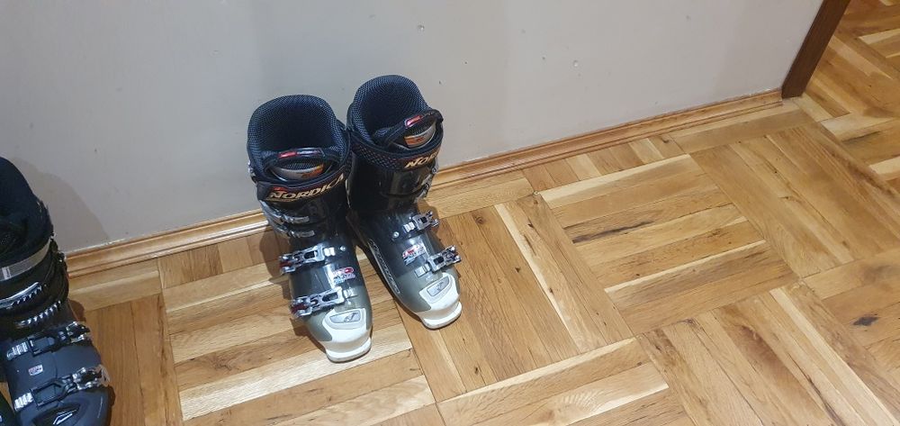 Ски обувки NORDICA