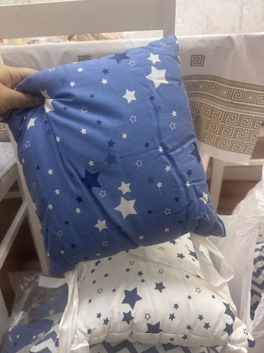 Отдам бесплатно  бортики на детскую кровать