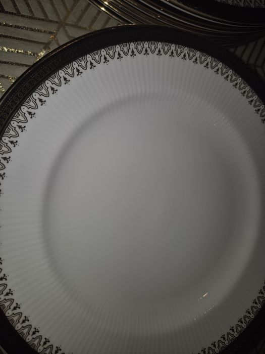 Royal Albert  чинии 16бр