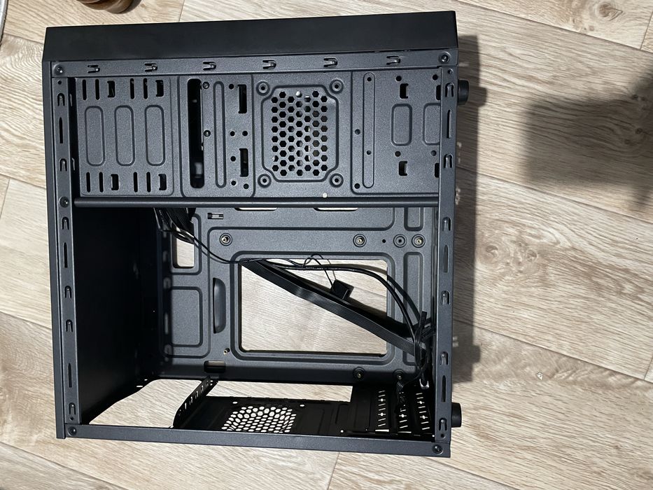 продам корпус для пк