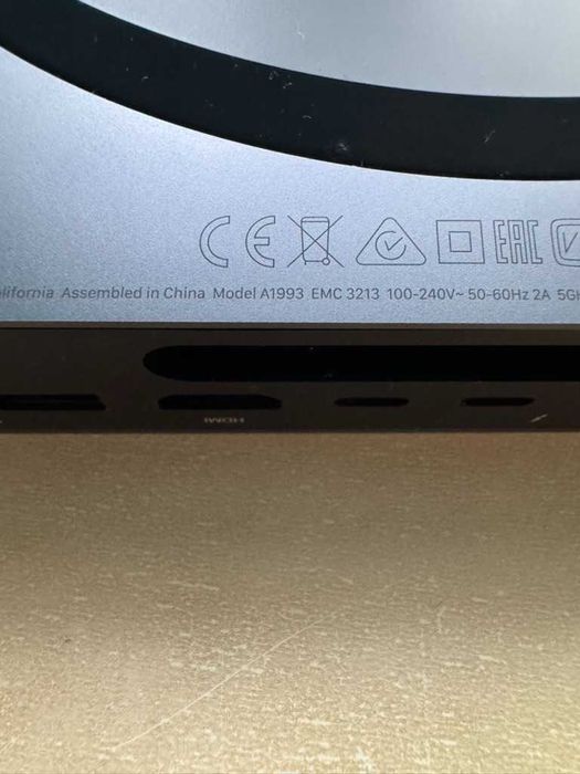 Mac mini 2018 i3 8GB 256GB