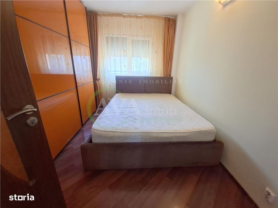 Apartamnet 3 decomandate, etaj 2, cu 2 bai, centrala, zona Ura