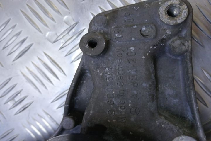 Suport accesorii a6512011909 Mercedes-Benz Sprinter a 2-a generatie 9