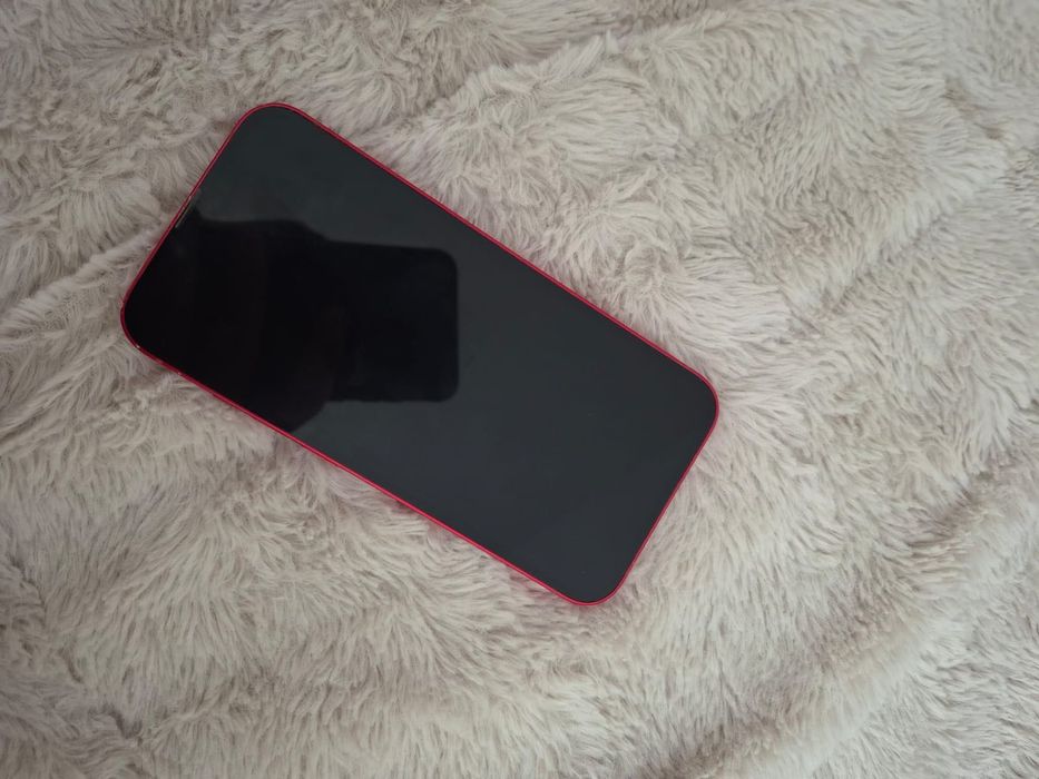 Vand Iphone 13 In stare perfectă de funcționare