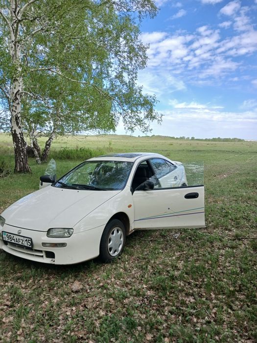 Продам мазда 323
