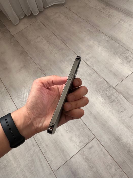 Продам iPhone 12 Pro айфон 12 про