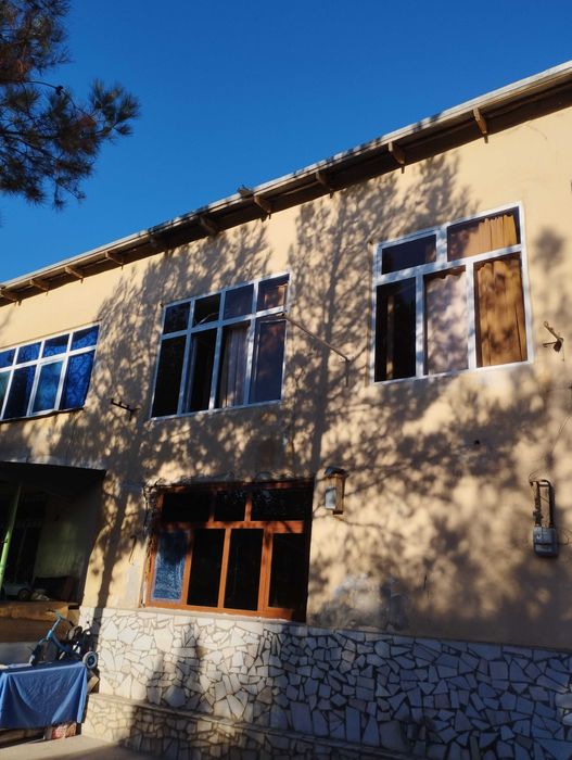 Срочно,квартира сотилади