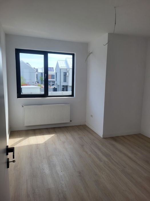 Crown Village, Casa duplex, P+1+pod amenajabil, teren 286mp