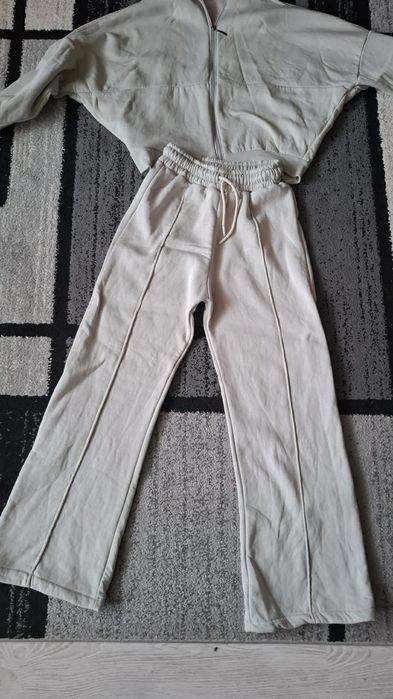 Плътен комплект от две части