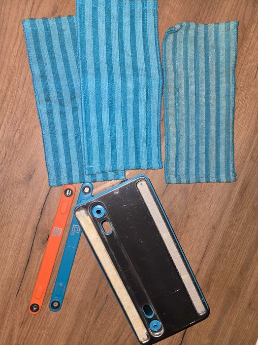 Вертикална прахосмукачка Philips Power Pro Aqua  60 евро